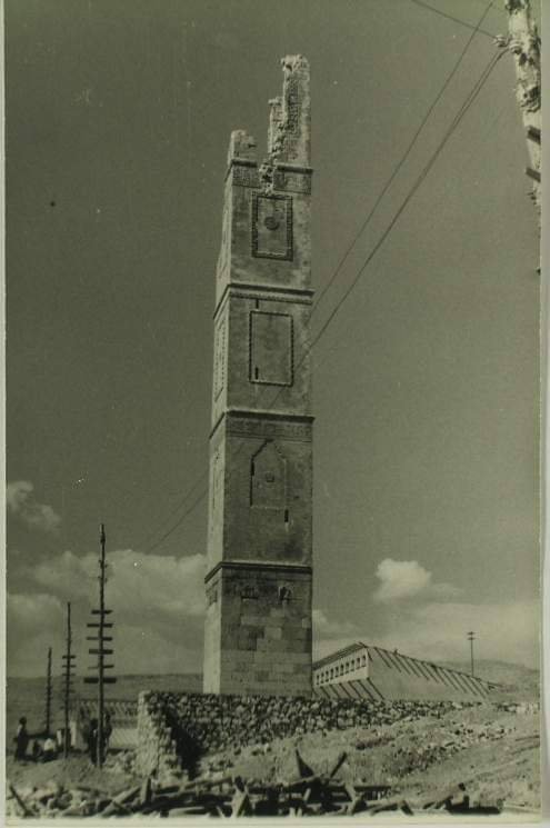 EYYUBİ CAMİİ KIRIK MİNARE